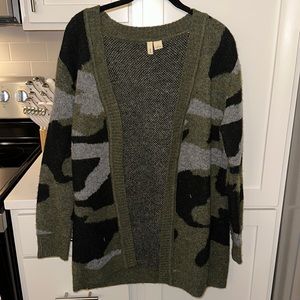 Anthropologie camo cardigan. Excellent condition